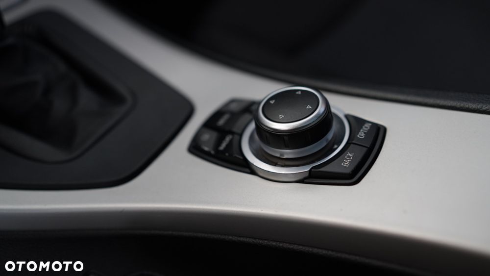 BMW Seria 3 - 22