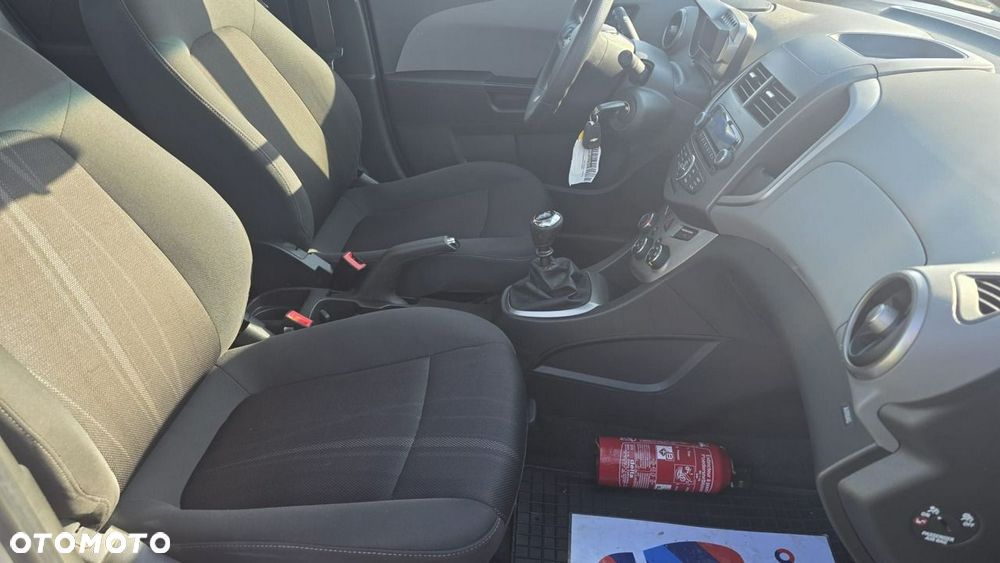 Chevrolet Aveo - 17