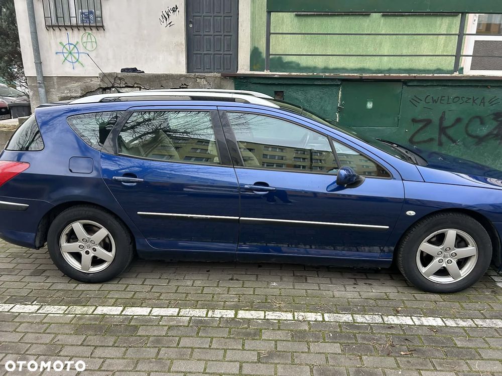 Peugeot 407 2.0 HDI Premium navtech gama - 3