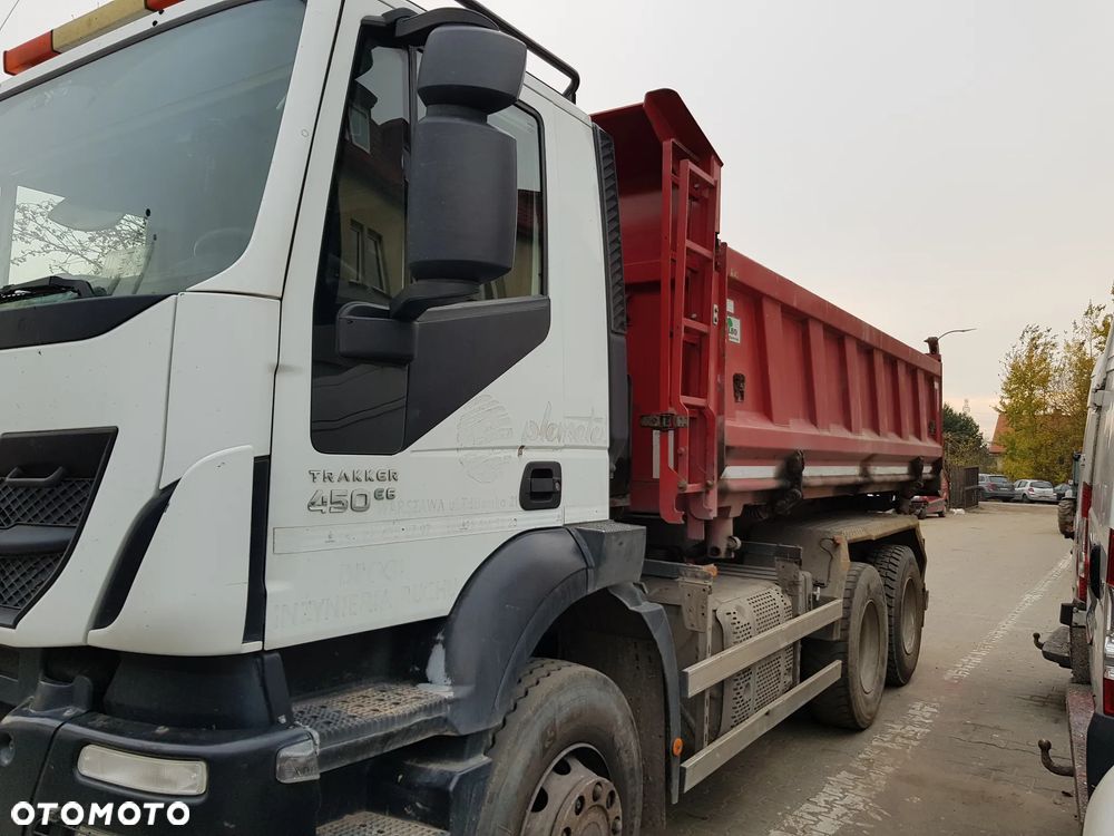 Iveco AD380T - 3