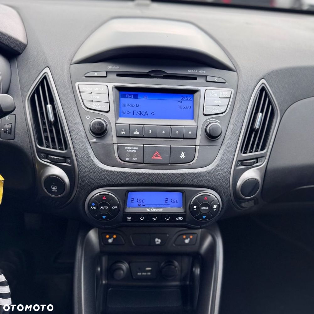 Hyundai ix35 blue 1.6 2WD Finale Gold - 34