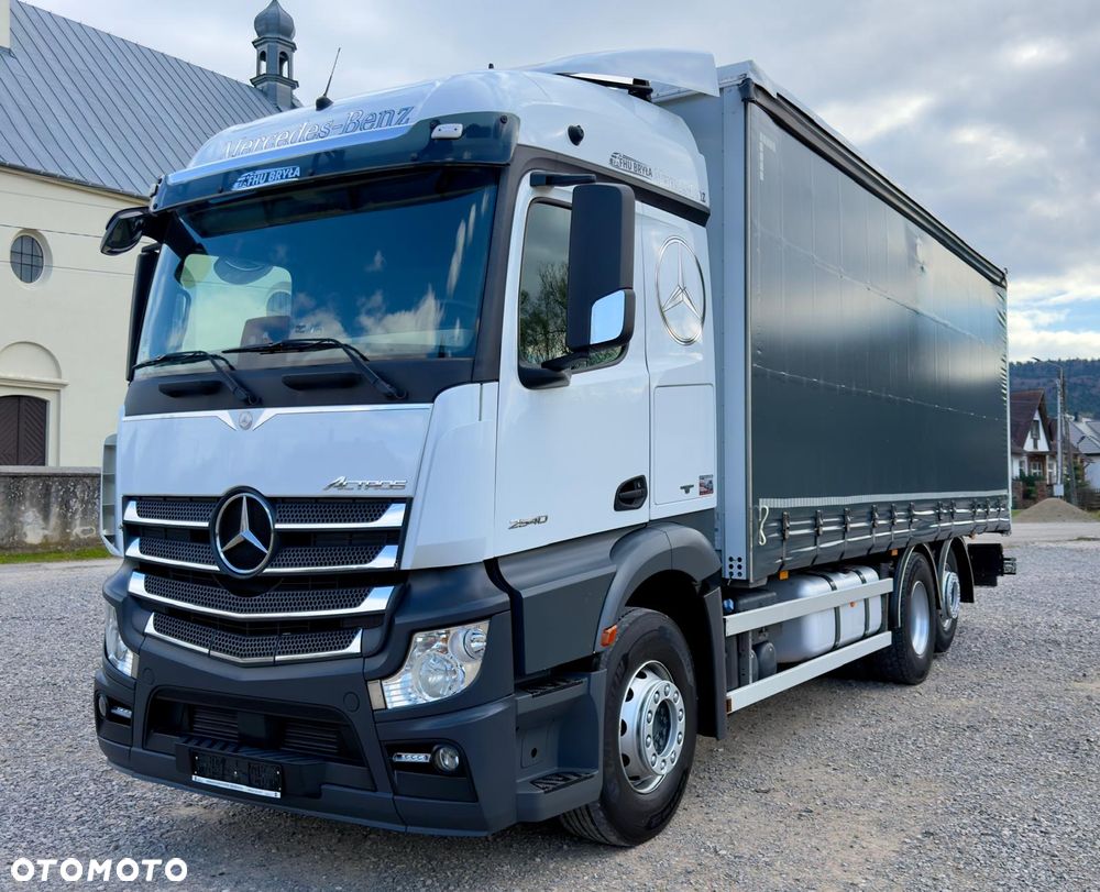 Mercedes-Benz ACTROS 2540 / 2545 / FIRANKA / ZSUWANY DACH / WINDA / / 3 OSIE / 14.5T ŁADOWNOŚĆ/ BURTO - FIRANKA / 18 EUROPALET / AUTOMAT / Z NIEMIEC / 2018 / E6 / - 2
