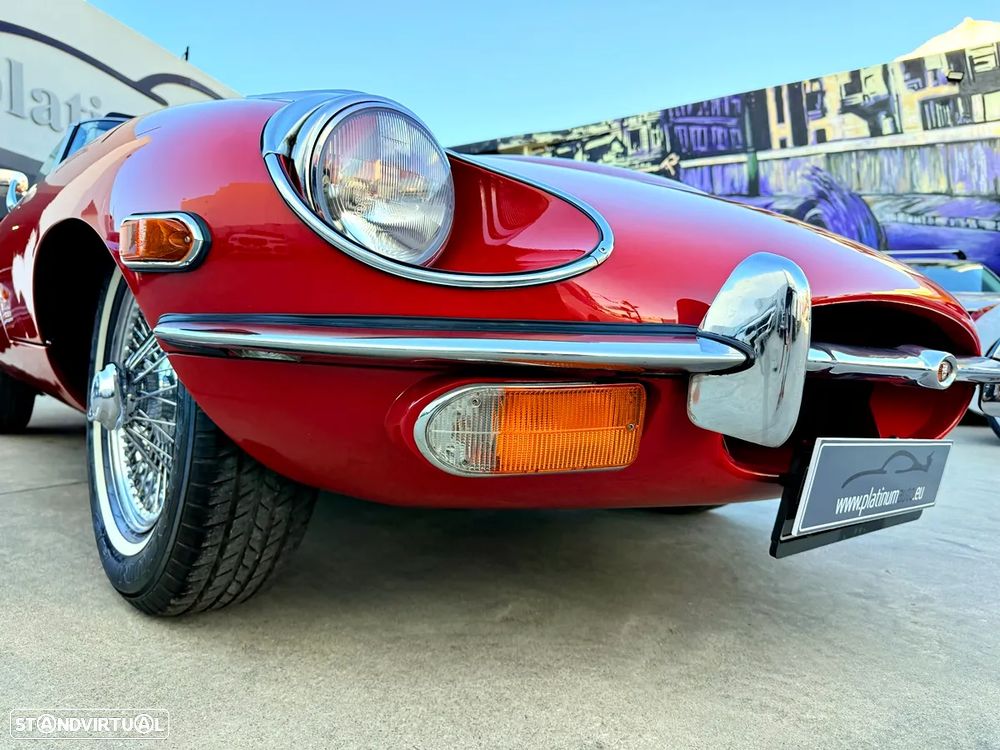 Jaguar E-Type - 40