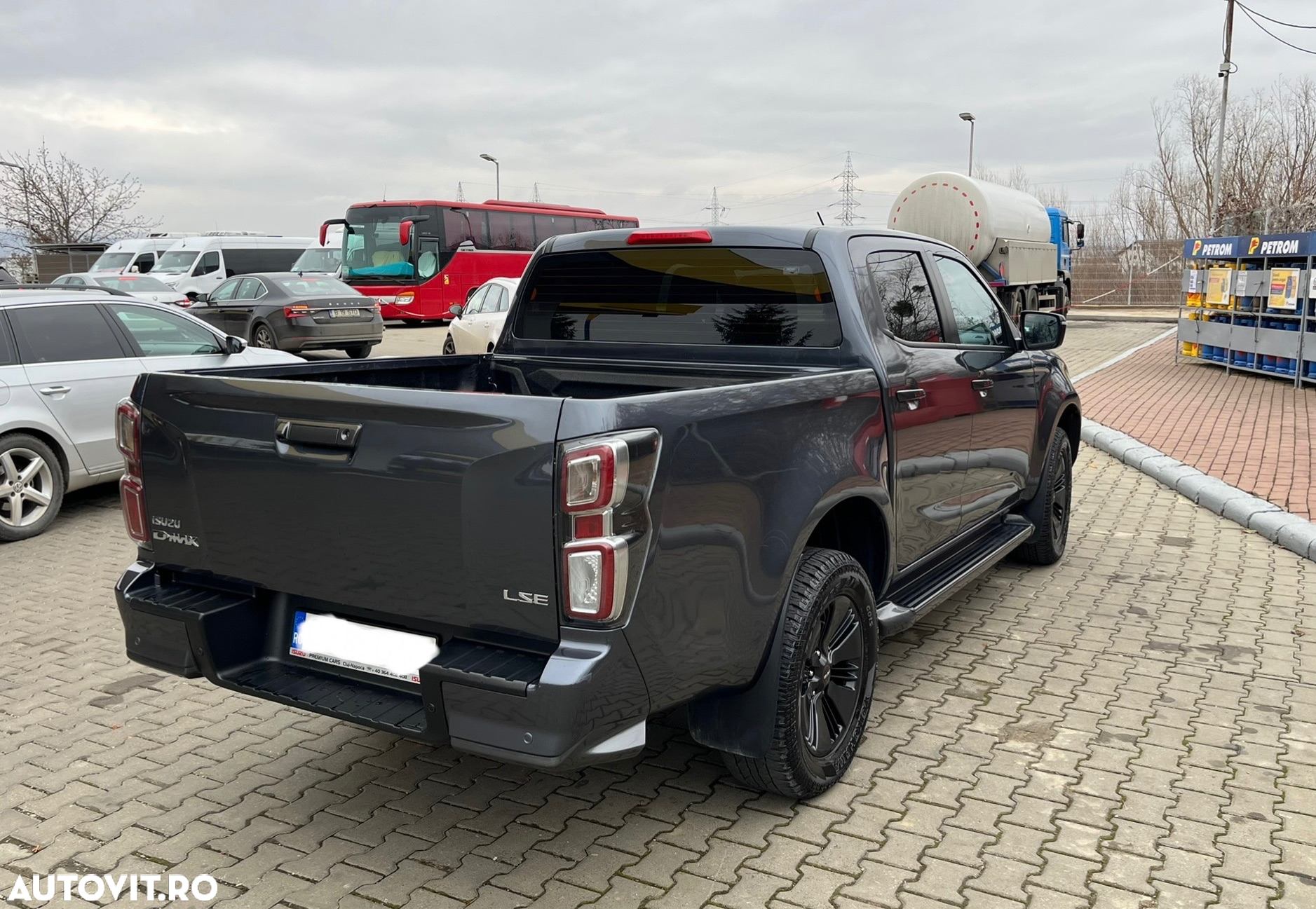 Isuzu D-Max 1.9 DSL 4x4 Double Cab AT Executive - 4