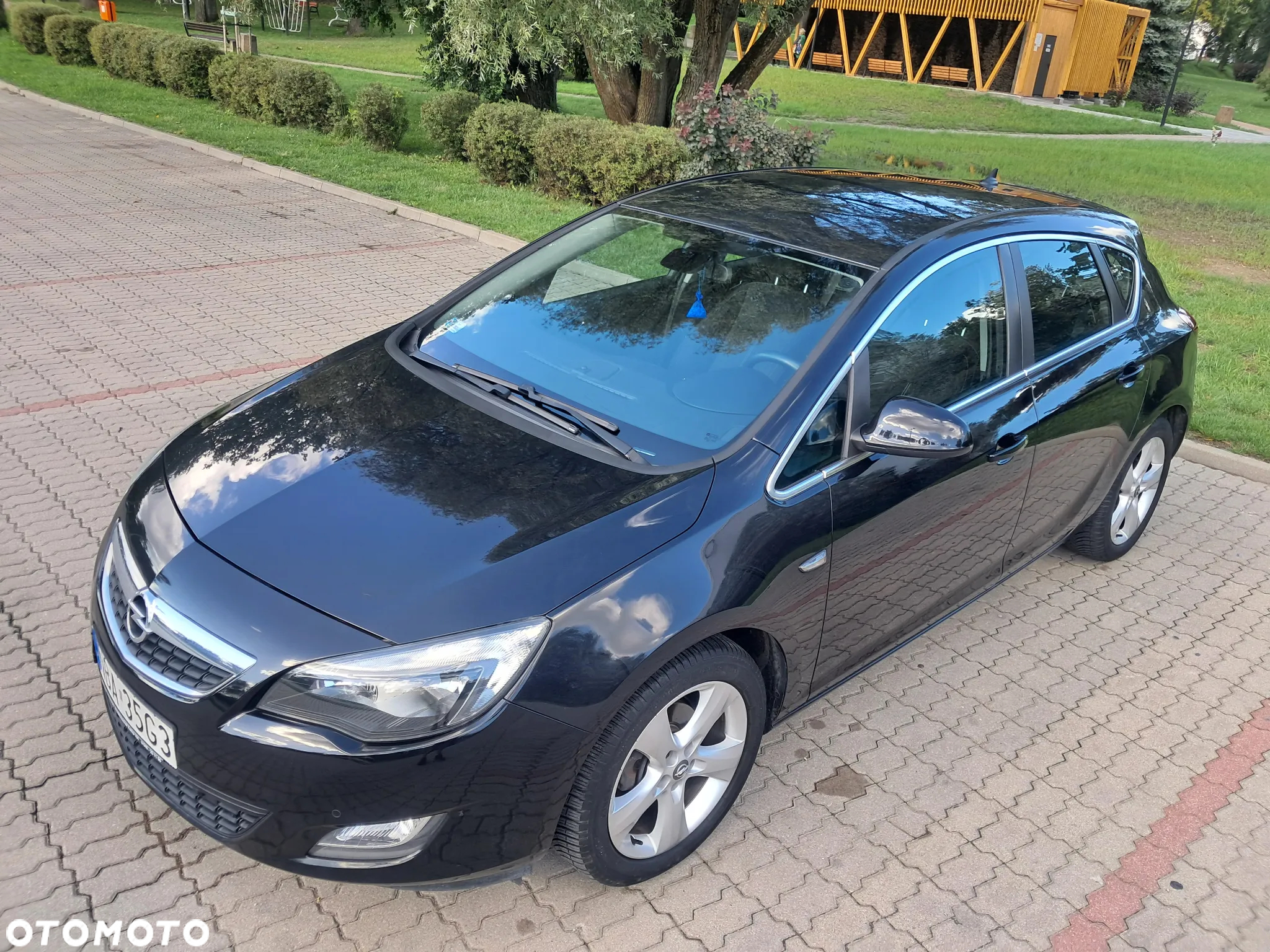 Opel Astra IV 1.4 T Cosmo - 5