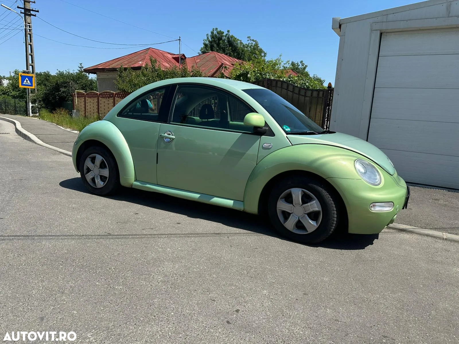 Volkswagen New Beetle - 5