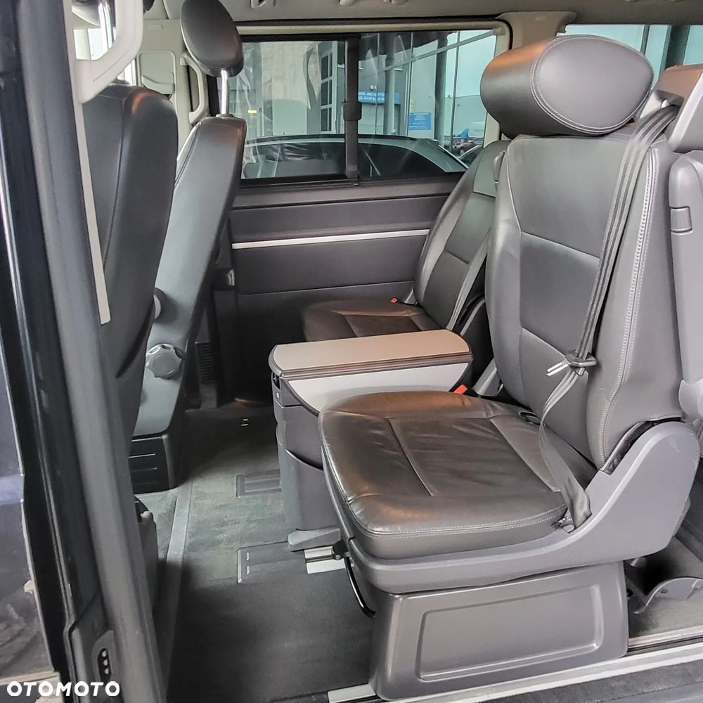 Volkswagen Multivan - 6