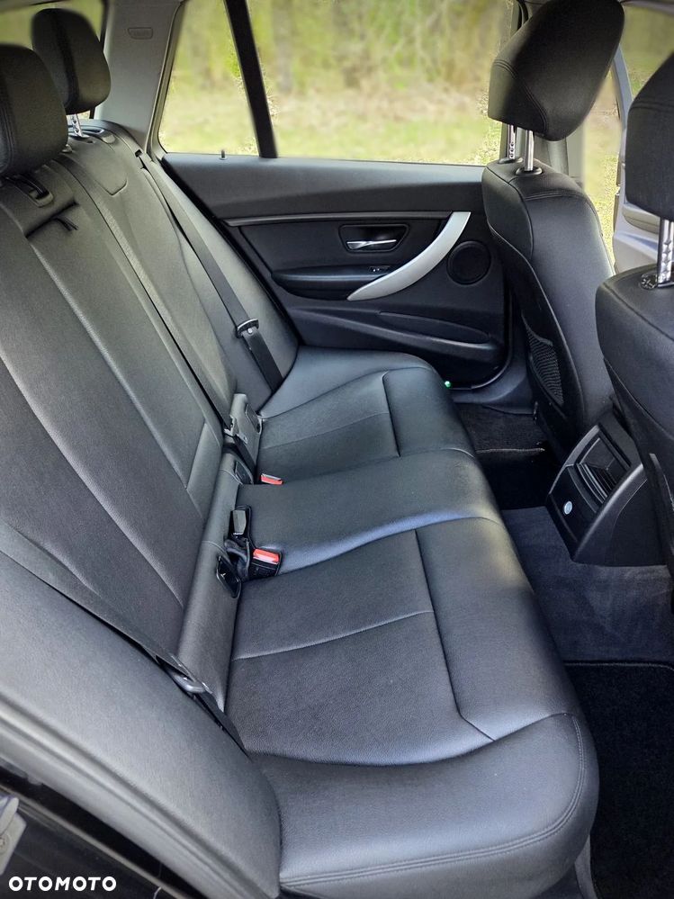BMW Seria 3 316d Edition Luxury Line Purity - 22
