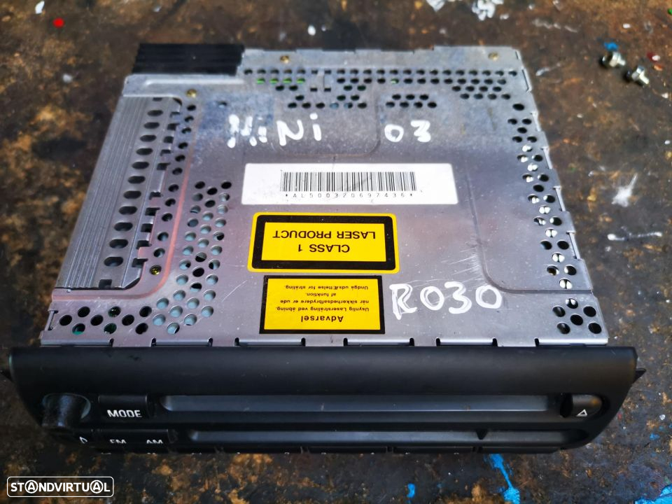 MINI COOPER R50 2003 RÁDIO - R030 - 2