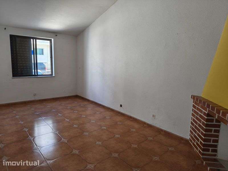 Moradia T2, para arrendamento - Grande imagem: 5/12