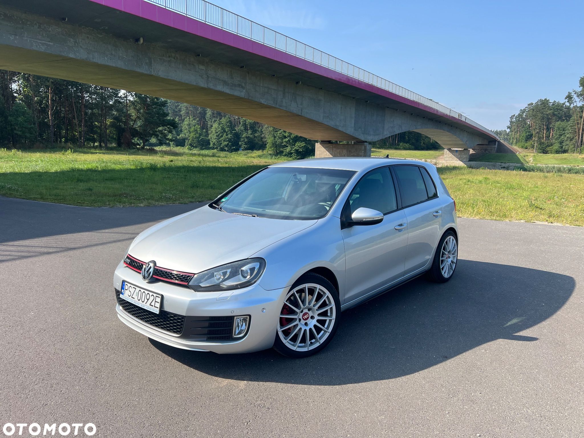 Volkswagen Golf 2.0 GTI - 1