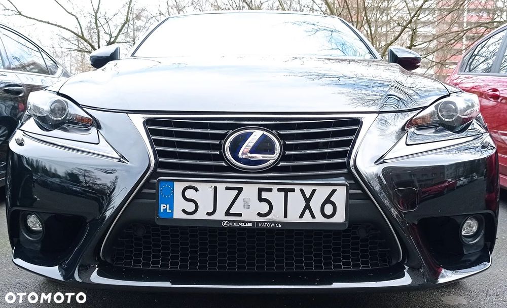 Lexus IS - 3
