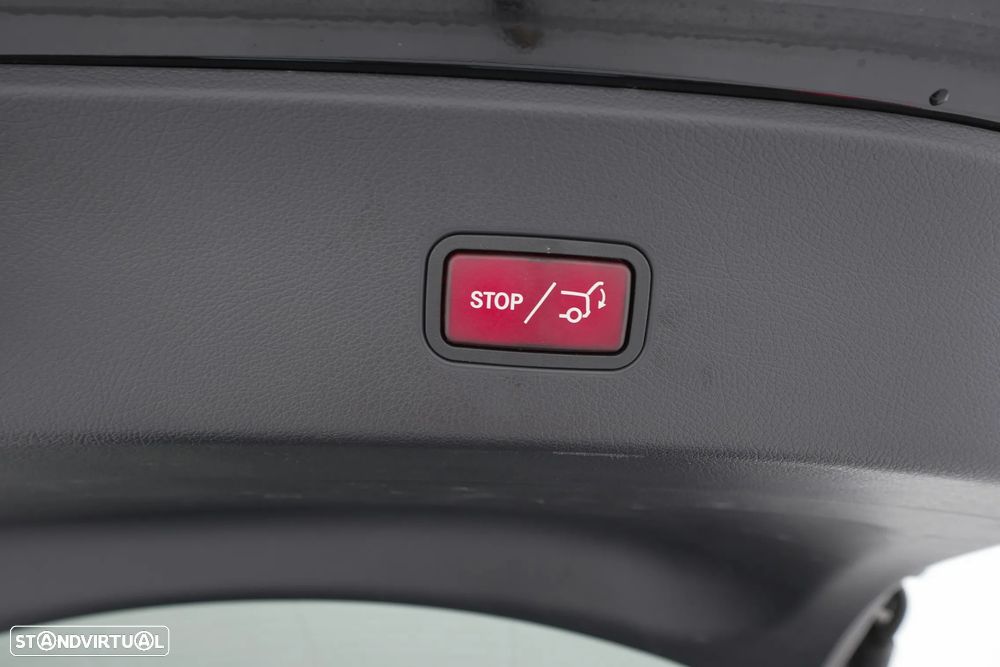 Mercedes-Benz GLC 300 de Coupe 4Matic - 32