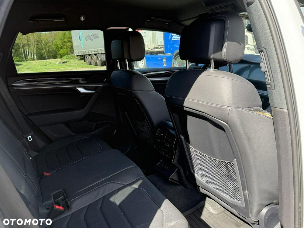 Volkswagen Touareg 3.0 V6 TDI SCR 4Motion Automatik R-Line - 15