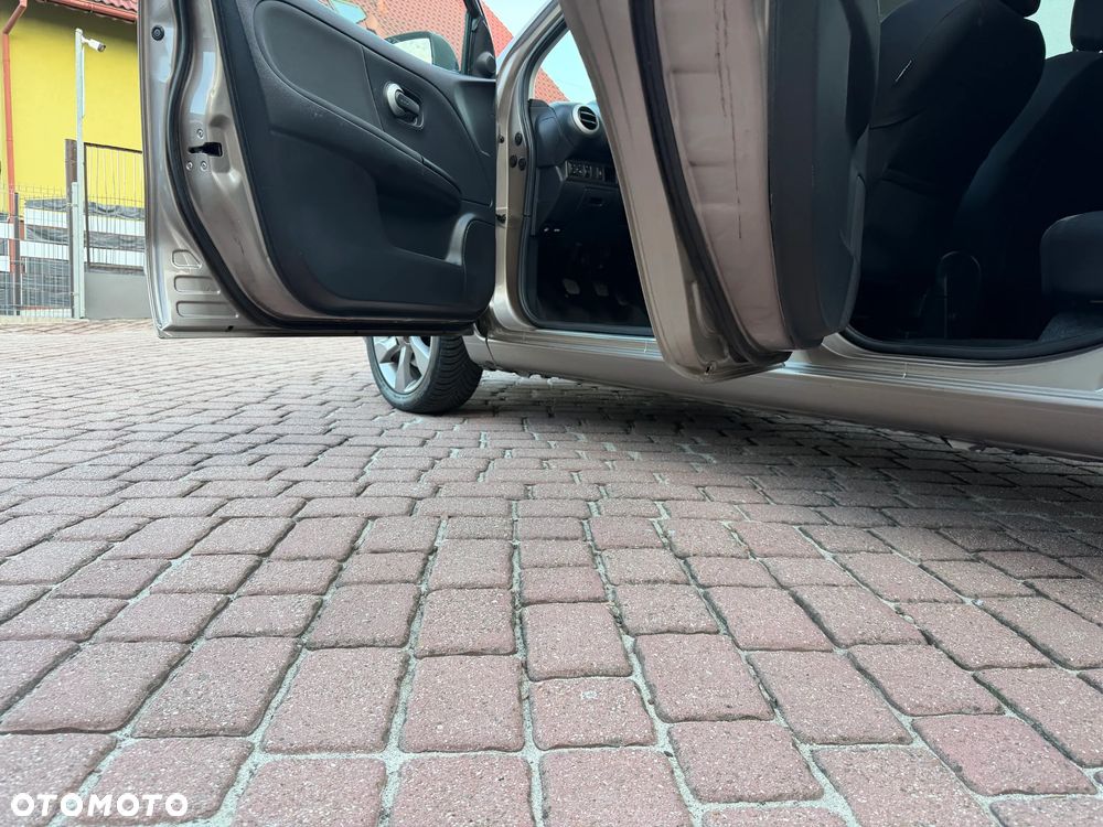 Nissan Note 1.6 Tekna - 28