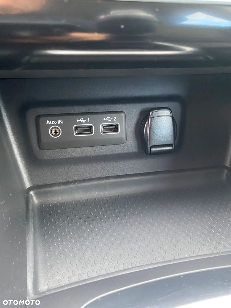 Renault Megane 1.5 Blue dCi Zen - 26