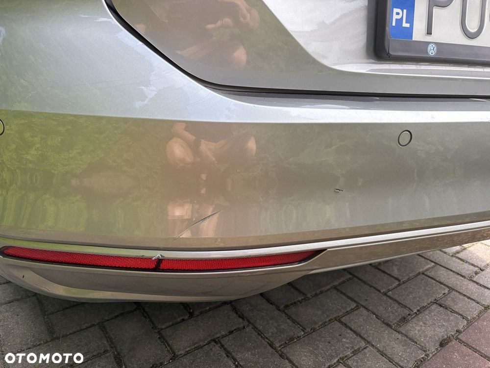 Volkswagen Passat Variant 2.0 TDI SCR DSG Comfortline - 13