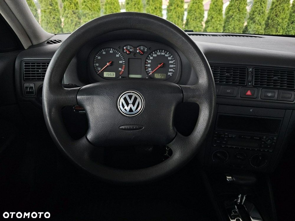 Volkswagen Golf - 9
