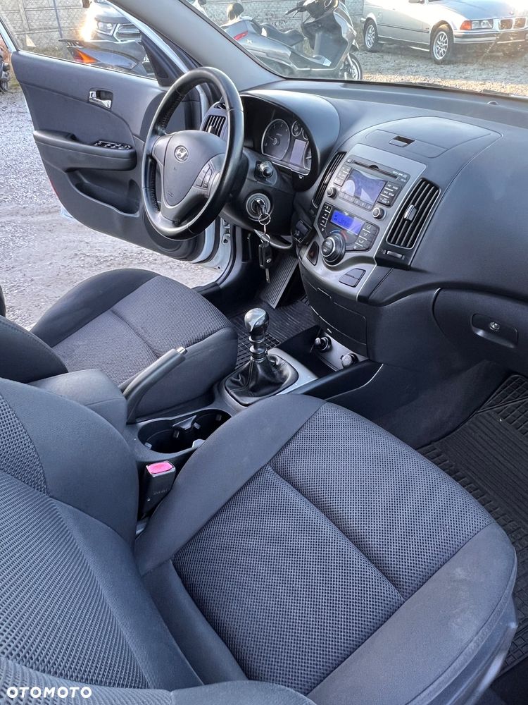 Hyundai i30 1.6 CRDi Comfort - 9