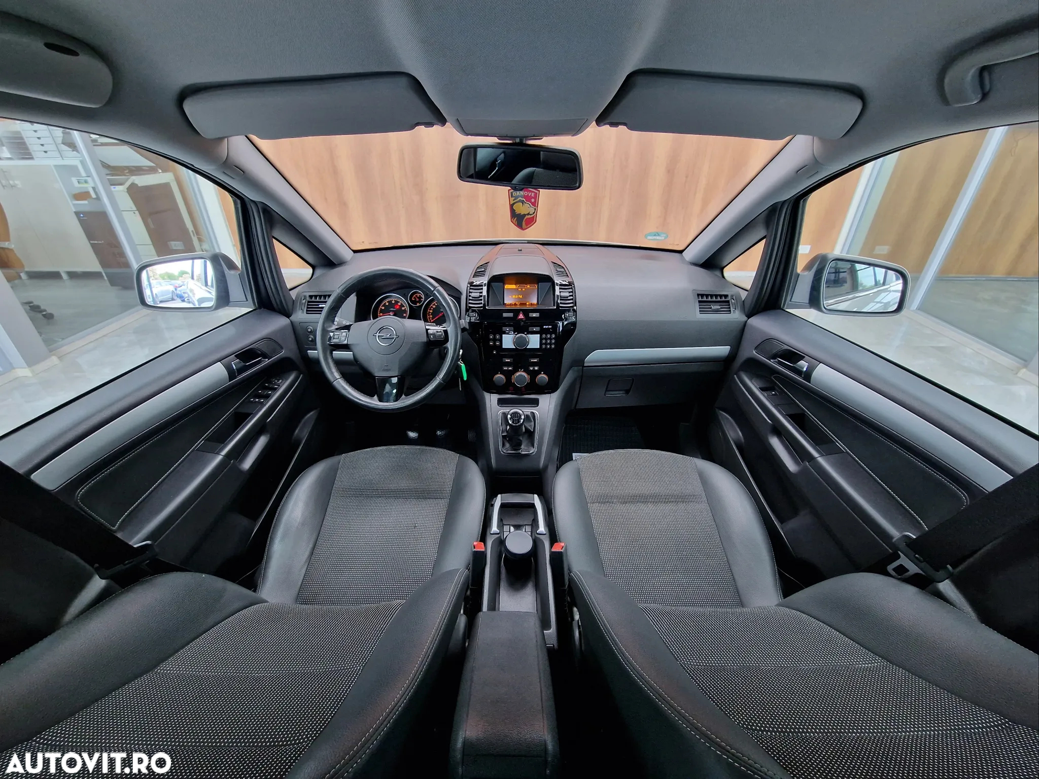 Opel Zafira 1.6 Cosmo - 8