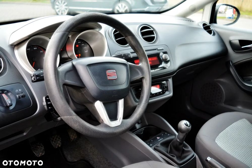 Seat Ibiza 1.4 16V Passion - 10