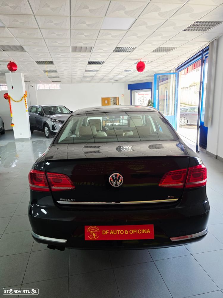 VW Passat 1.4 GNV Trendline - 14