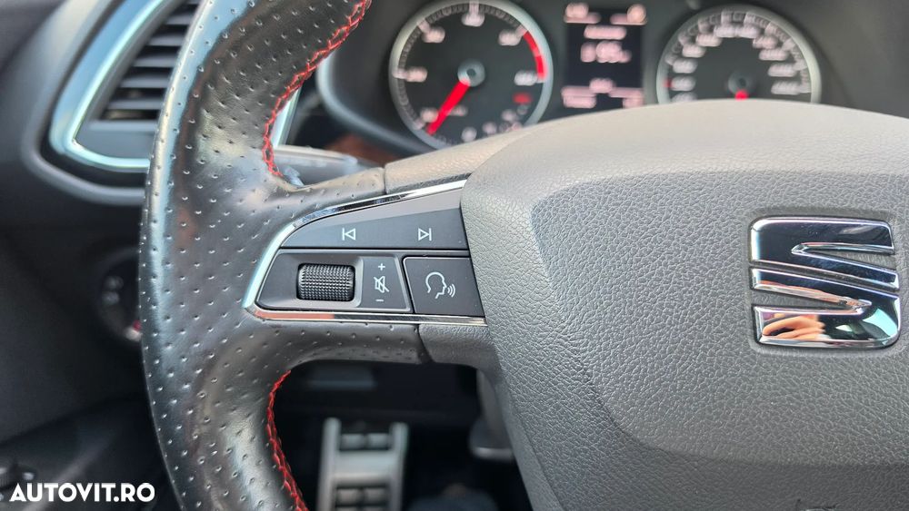 Seat Leon 2.0 TDI DPF Ecomotive FR - 12