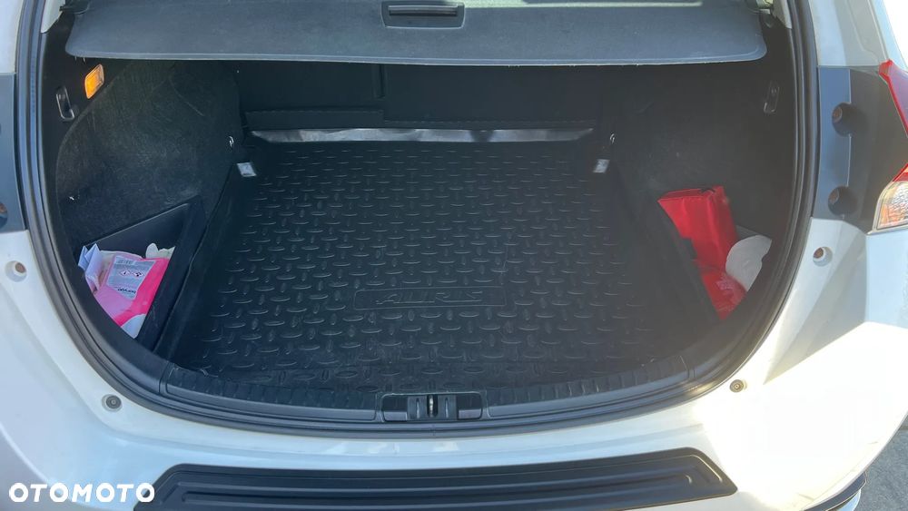 Toyota Auris 1.6 Active - 16