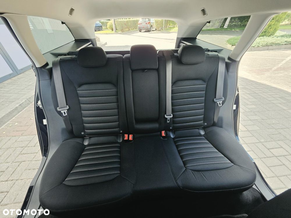 Ford Mondeo 2.0 TDCi Trend PowerShift - 24