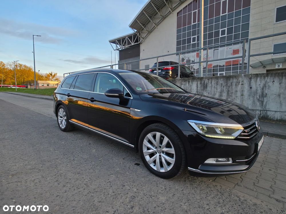 Volkswagen Passat 2.0 TDI SCR 4Mot DSG Comfortline - 6