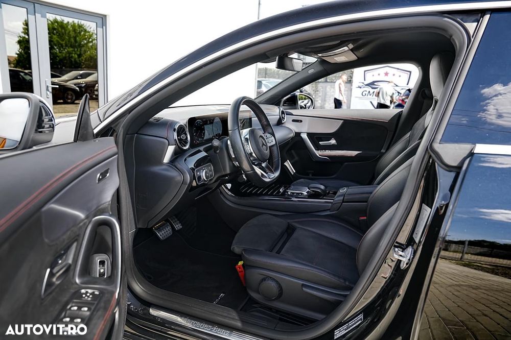 Mercedes-Benz CLA 180 7G-DCT AMG Line - 13