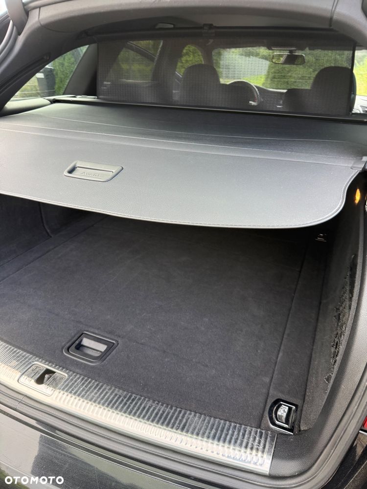 Audi A4 Avant 2.0 TDI DPF quattro S line Sportpaket - 22