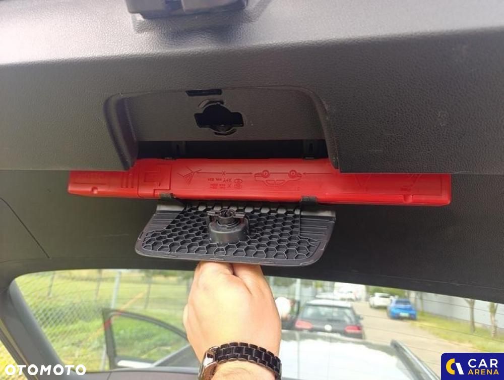 Volkswagen Golf - 17