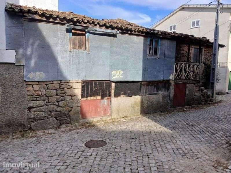 Casa de Aldeia para restauro - Grande imagem: 5/9