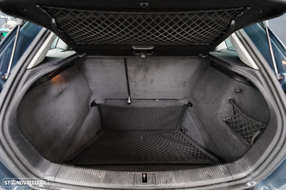 Audi A3 Sportback 1.6 TDI Attraction Business Line - 18