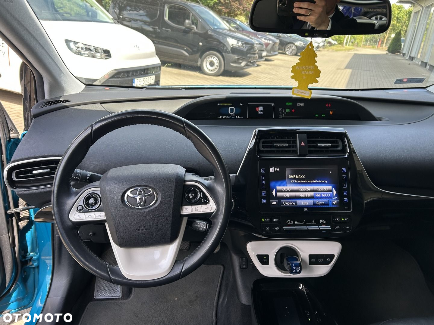 Toyota Prius - 9