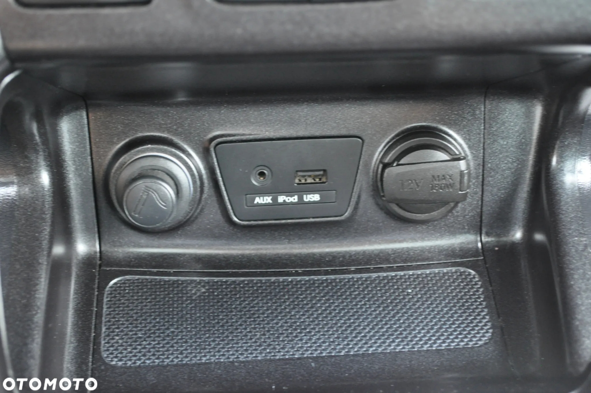 Hyundai ix35 1.6 GDI Premium 2WD - 28