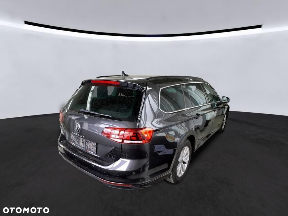 Volkswagen Passat Variant - 3