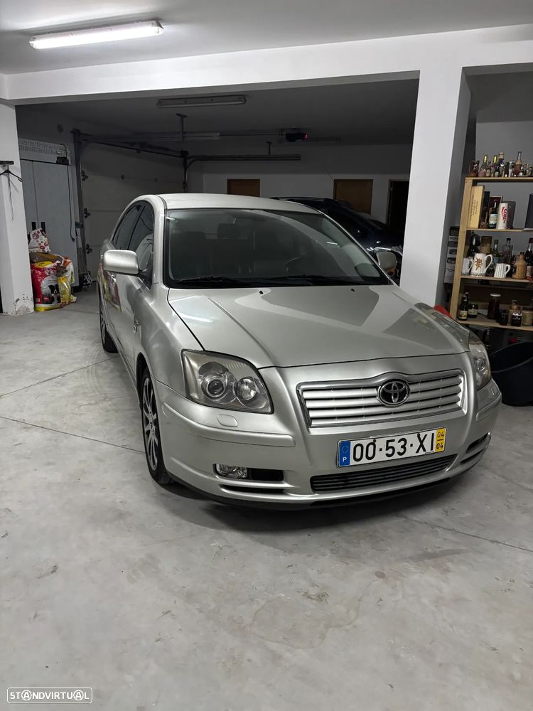 Toyota Avensis LB 2.0 D-4D - 10