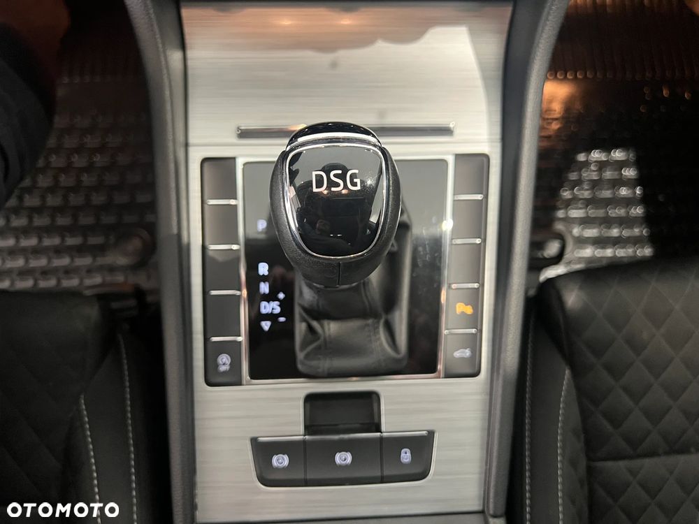 Skoda Superb 1.5 TSI Ambition DSG - 21