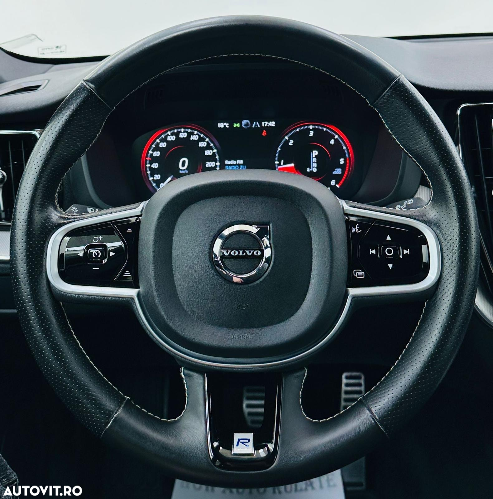 Volvo XC 60 - 40