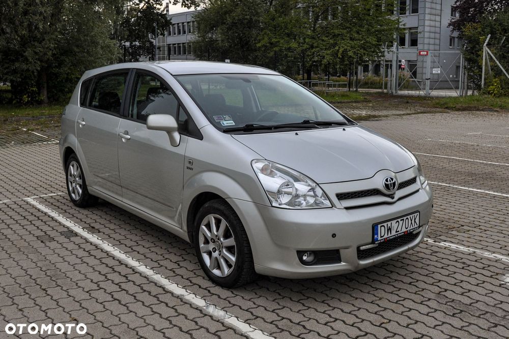 Toyota Corolla Verso - 6