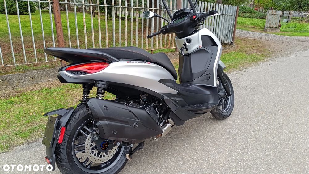 Piaggio Beverly - 4