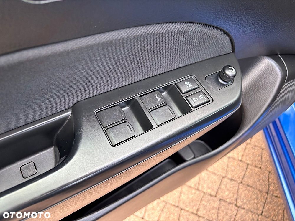 Suzuki Swift 1.2 Premium - 32