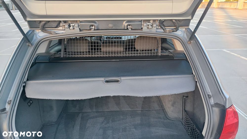 BMW Seria 3 318i - 19