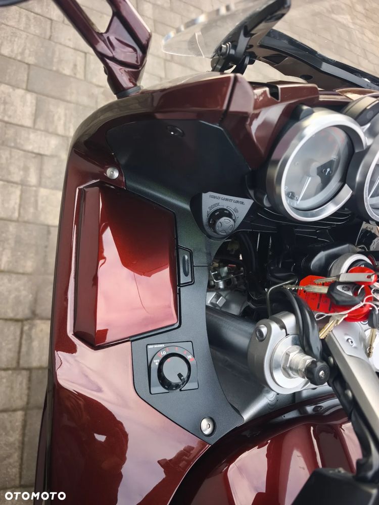 Yamaha FJR - 23