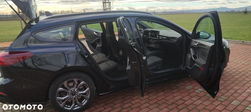 Ford Focus SW 1.5 EcoBlue S&S ST-LINE X - 20