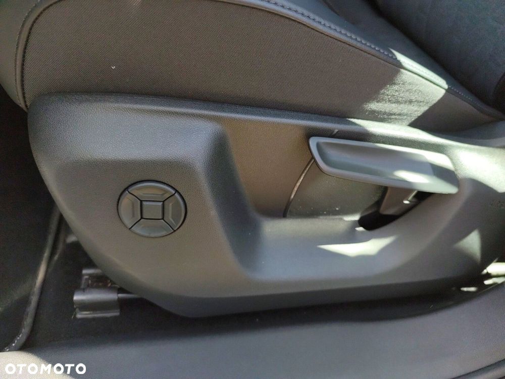 Volkswagen Tayron 1.5 eTSI mHEV Life DSG - 13