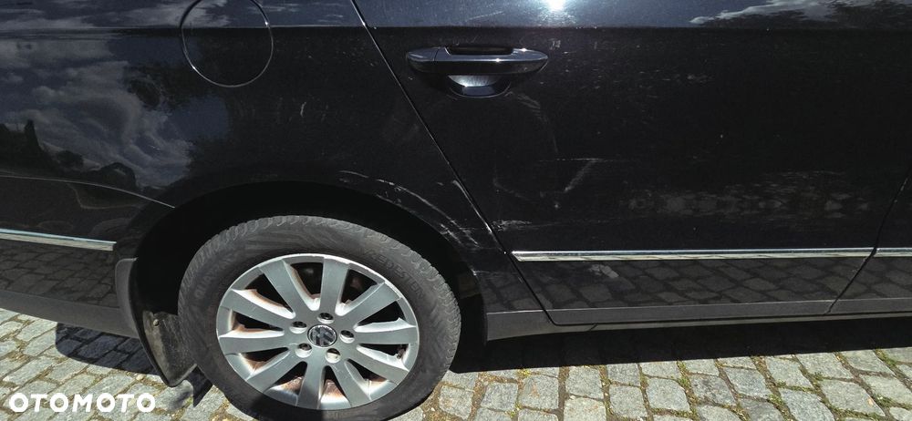 Volkswagen Passat 2.0 TDI DPF Comfortline - 14