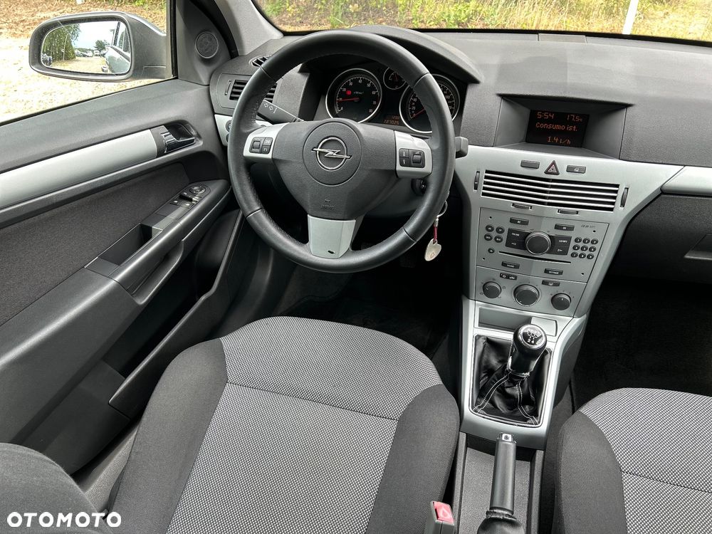 Opel Astra 1.6 Edition 111 Jahre - 25
